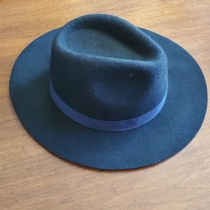 Zara Hat Black Size Small Wool